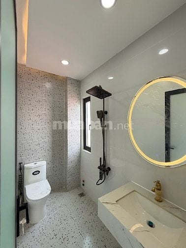 NHÀ MỚI 100% (4X17) 3 LẦU CÓ THANG MÁY MT ĐƯỜNG 10M BÌNH PHÚ Q.6