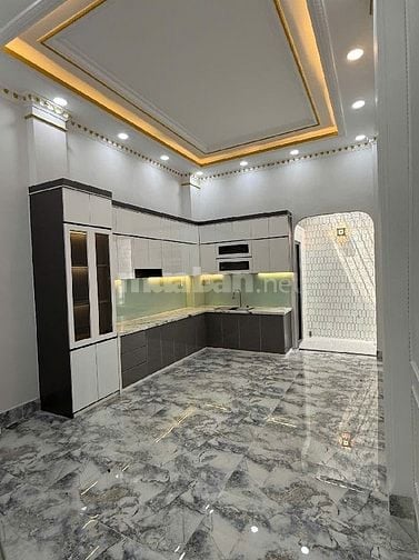 NHÀ MỚI 100% (4X17) 3 LẦU CÓ THANG MÁY MT ĐƯỜNG 10M BÌNH PHÚ Q.6