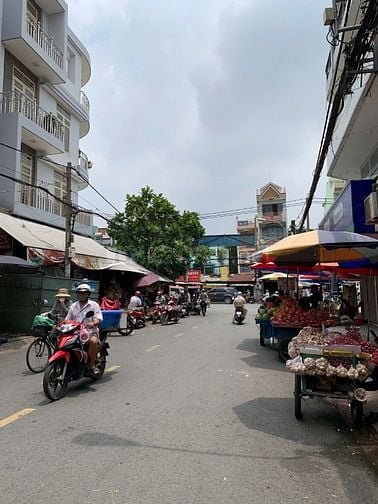 NHÀ MỚI 100% (4X17) 3 LẦU CÓ THANG MÁY MT ĐƯỜNG 10M BÌNH PHÚ Q.6