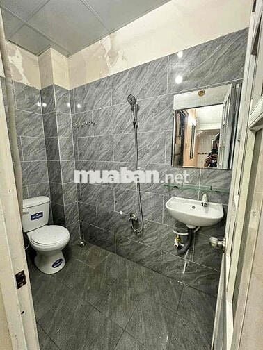 PHÒNG CÓ GÁC SIÊU RỘNG KHÔNG GIỚI HẠN NGƯỜI Ở NGAY TRUNG TÂM GÒ VẤP