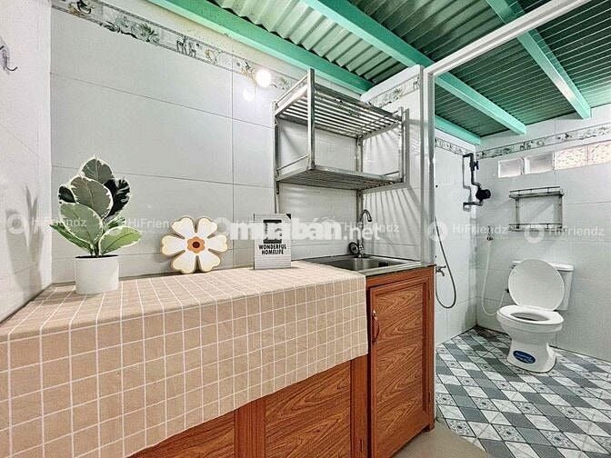 PHÒNG TRỌ GIÁ RẺ CÓ CỬA SỔ TRỜI -  GẦN ĐẦM SEN - BẢO VÊ 24/24