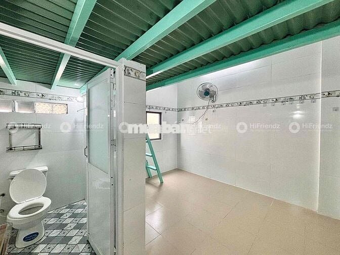 PHÒNG TRỌ GIÁ RẺ CÓ CỬA SỔ TRỜI -  GẦN ĐẦM SEN - BẢO VÊ 24/24