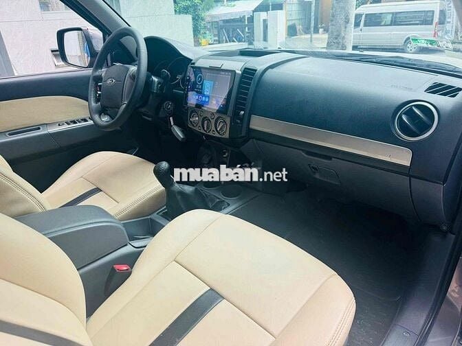 FORd EVEREST 2.5L MT 2014 - 1 chủ mua mới từ đầu