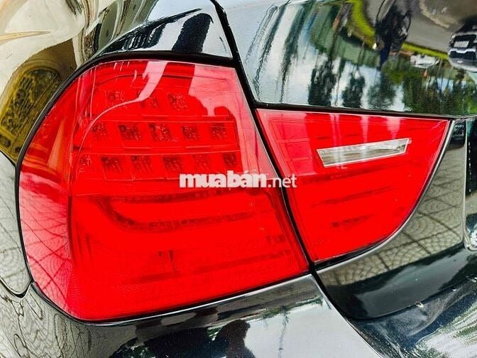 BMW 325i nhập khẩu tự động