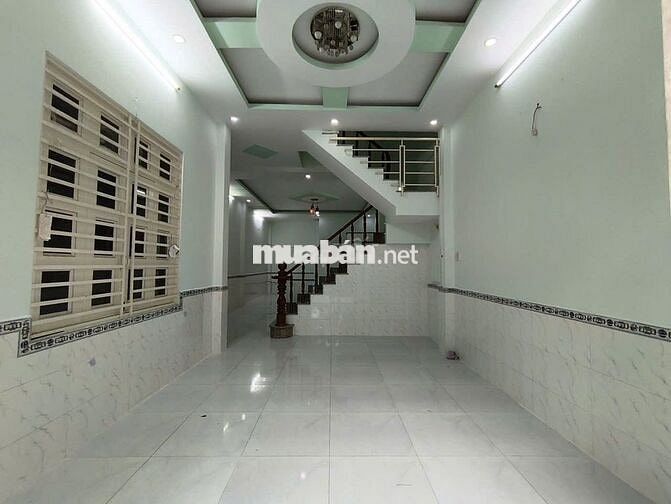 Nhà 1 lầu xe hơi đậu sân Hóc Môn, Chỉ 3,5 tỷ SHR sang tên. Dt: 85m2 !