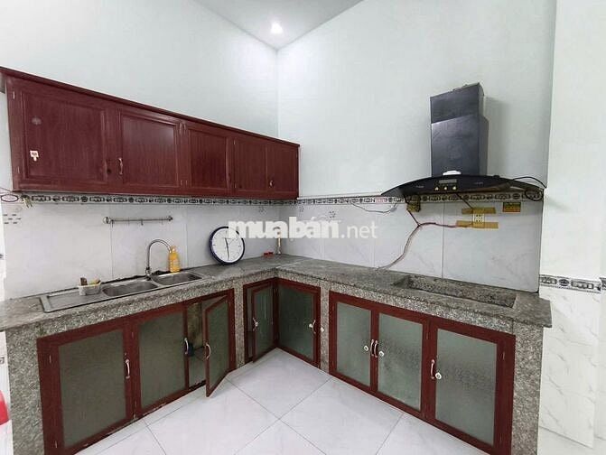 Nhà 1 lầu xe hơi đậu sân Hóc Môn, Chỉ 3,5 tỷ SHR sang tên. Dt: 85m2 !