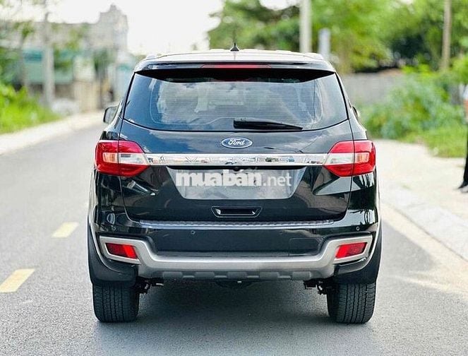 Everest 2019 AT. bản Trend. xe gia đình. không KD.