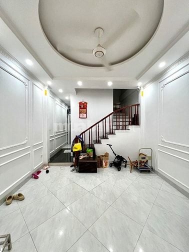 Bán nhà Thái Hà 40m OTO vào nhà, GARA OTO 6 tầng giá 14,5Tỷ