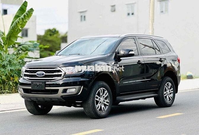 Everest 2019 AT. bản Trend. xe gia đình. không KD.