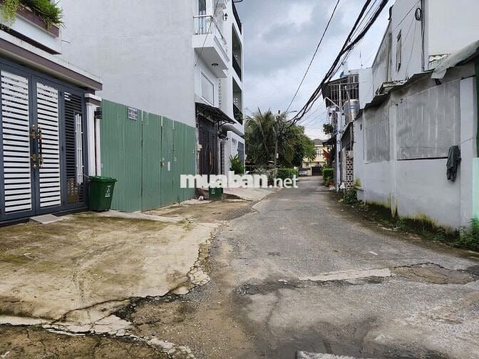 Nhà 1 lầu xe hơi đậu sân Hóc Môn, Chỉ 3,5 tỷ SHR sang tên. Dt: 85m2 !