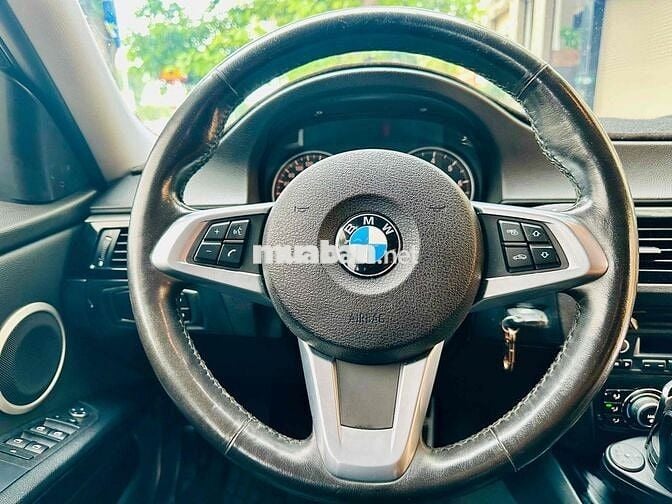 BMW 325i nhập khẩu tự động