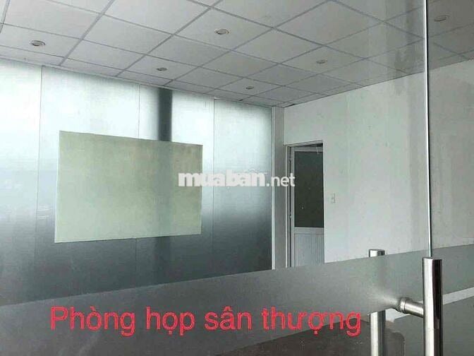 NGUYÊN CĂN QUẬN 10 - CÓ SÂN ( NGANG 10 M - 6PHÒNG )