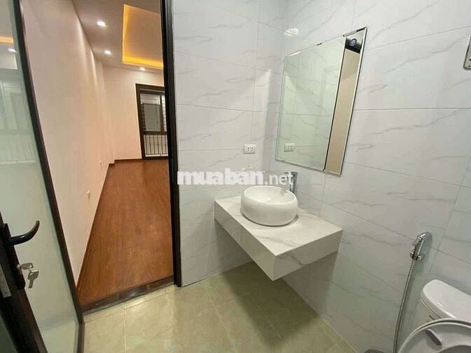 Chủ bán gấp - Nhà Mới Gần Ciputra – Cách Phố Chỉ 50m