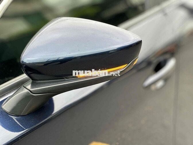 Mazda 3 2022. Premium. xe gia đình.zin tuyệt đối.