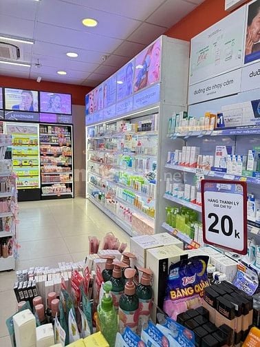 CỬA HÀNG TIỆN LỢI ĐANG CẦN GẤP THU NGÂN LÀM GIỜ HÀNH CHÍNH