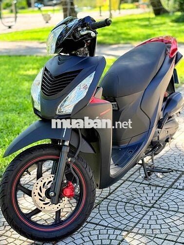 Vision 2018 đen mờ biển 43