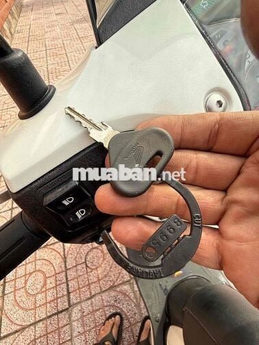 cần bán xe sh ý 150i