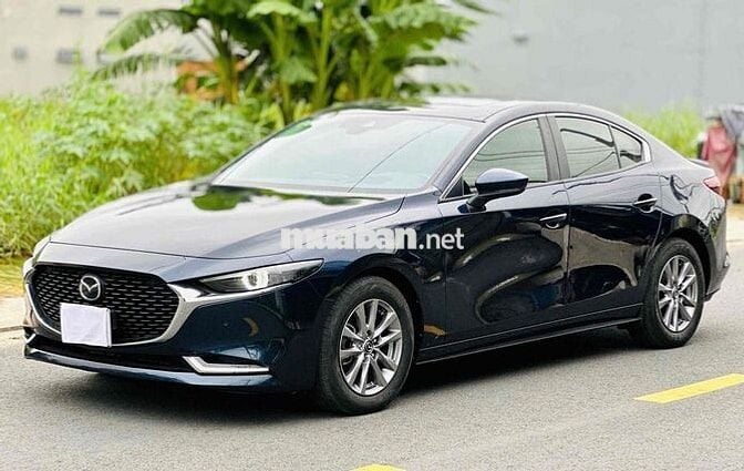 Mazda 3 2022. Premium. xe gia đình.zin tuyệt đối.