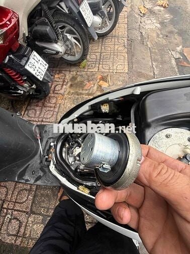 cần bán xe sh ý 150i