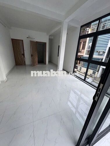 CHO THUÊ NHÀ GÓC 2MT ĐƯỜNG SỐ 7, CXĐT Q3, DT 4.2x10M, TRỆT 2 LẦU, 35TR