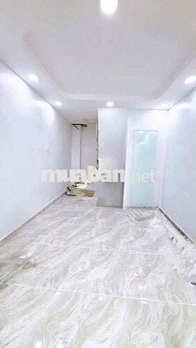 - ĐỐI DIỆN CHI CỤC THUẾ Q4 - KHU HÀNH CHÍNH CẤP CAO  - XE HƠI ĐẬU KẾ B