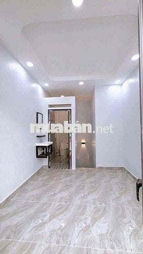 - ĐỐI DIỆN CHI CỤC THUẾ Q4 - KHU HÀNH CHÍNH CẤP CAO  - XE HƠI ĐẬU KẾ B