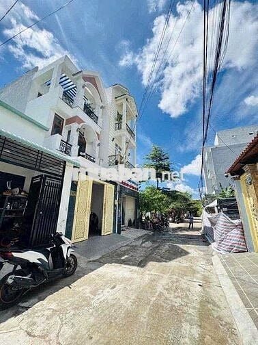 Lô Đất Đẹp- Full Thổ-102m2-Ngang 6m- 7 tỷ 5-Hoàng Diệu 2-Đường Ô Tô