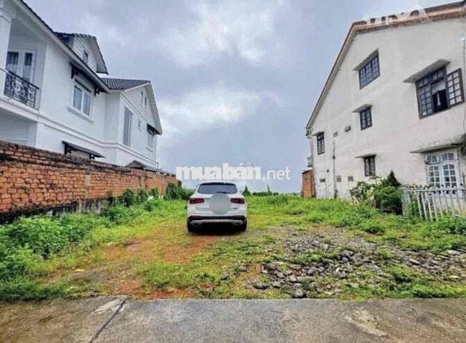 Gia Đình đi định cư nước ngoài cần bán nhanh mảnh đất 675Tr P8 Đà Lạt