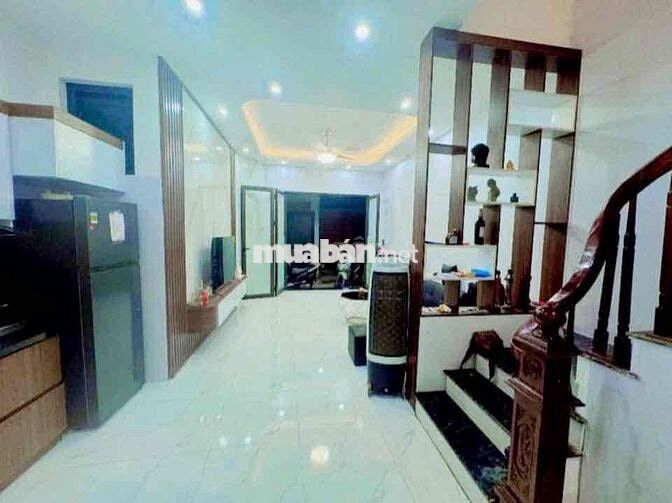 Chính chủ bán nhà tại đê Trần Khát Chân ngõ cách ô tô 30m