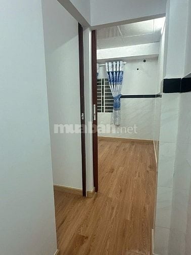 Nhà mới xây xong, xách vali vào ở ngay.