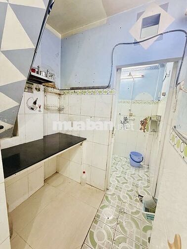 CHỈ NHỈNH 2 TỶ CÓ NGAY NHÀ 3 TẦNG KHU DÂN CƯ HIỆN HỮU - TÔN ĐẢN P10 Q4