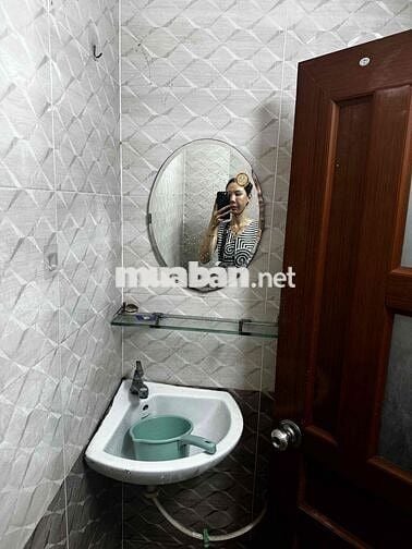 cho thue phòng sạch sẽ . giờ giấc tự do