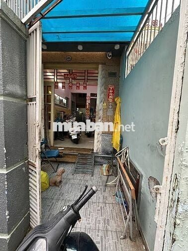 NHÀ MỚI Q4- HẺM 1 XẸT- 4 LẦU ĐÚC - 46m2 - 5PN- CHỈ 5 TỶ NHỈNH