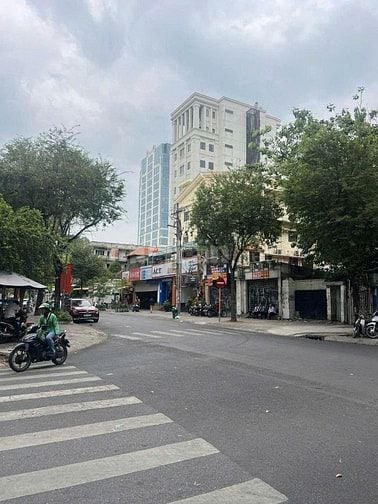 Tòa nhà MT Võ Văn Tần P6 Q3 - Hầm 7 Tầng (DT 4x23m) - Giá 35 Tỷ