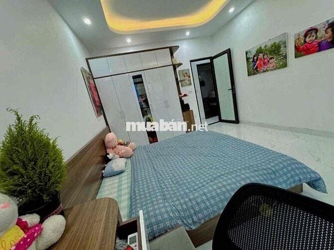 Chính chủ bán nhà tại đê Trần Khát Chân ngõ cách ô tô 30m