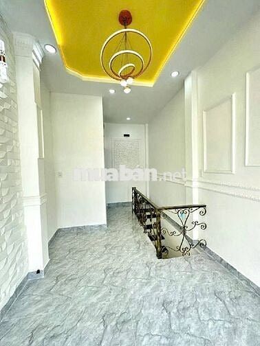 NHÀ KHÁNH HỘI Q4- 3 LẦU- 3x6m - KO QH CHỈ 2 TỶ NHỈNH