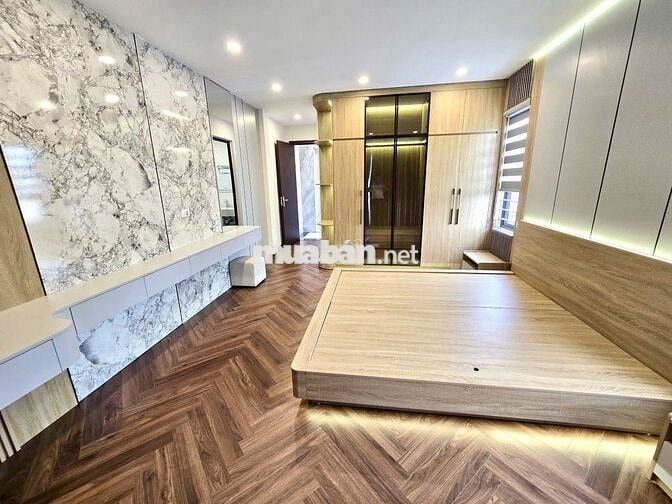 45M, LÔ GÓC, GARA Ô TÔ, THANG MÁY, NGÕ THÔNG TỨ TUNG, AEON VÀI TRĂM M