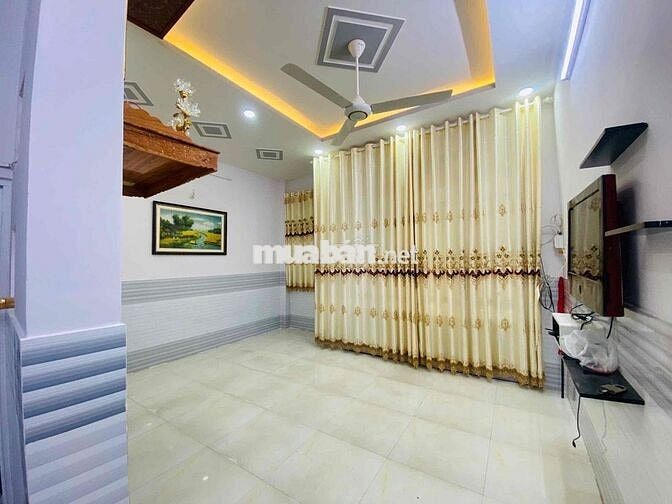 Cần bán nhà 1 trệt 2 lầu 1 sân thượng ngay Bình Đông ,Q8 chỉ 4,3 tỷ.