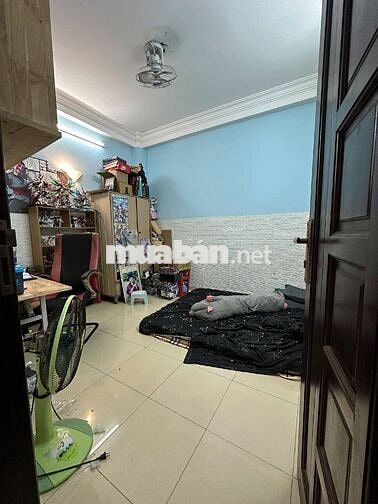 NHÀ MỚI Q4- HẺM 1 XẸT- 4 LẦU ĐÚC - 46m2 - 5PN- CHỈ 5 TỶ NHỈNH