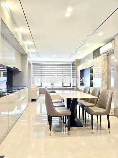 45M, LÔ GÓC, GARA Ô TÔ, THANG MÁY, NGÕ THÔNG TỨ TUNG, AEON VÀI TRĂM M