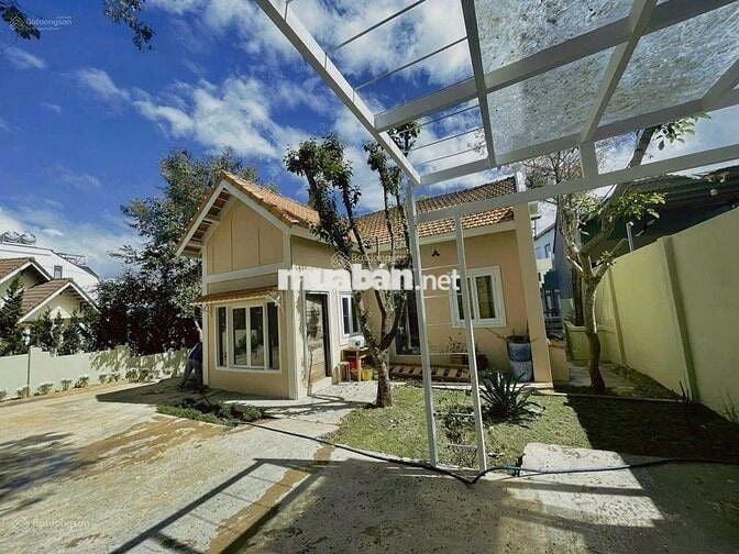 Cần bán nhanh lô đất 288,8m2 10x28,8m giá 589triệu có sẵn căn villa cũ