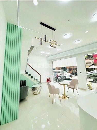 Cho thuê nhà đẹp căn góc Trần Quốc Thảo - Ngang 5m, giá chỉ 37 triệu/t