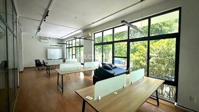 Cho thuê nhà đẹp căn góc Trần Quốc Thảo - Ngang 5m, giá chỉ 37 triệu/t