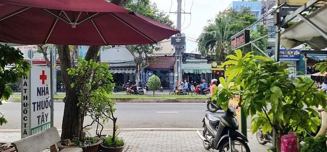 Cho thuê nhà mặt tiền Phú Thuận, Q.7, 4x20m, 3 lầu, giá 30 triệu 