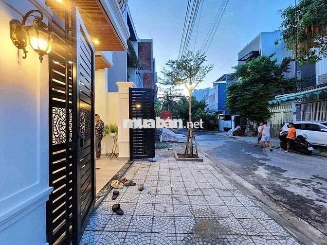 CHO THUÊ NHÀ 4 TẦNG CÓ HỒ BƠI – HÒA MINH, LIÊN CHIỂU