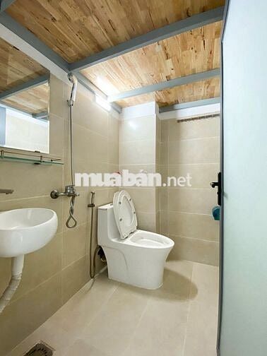 CHO THUÊ PHÒNG GIÁ RẺ CÓ GÁC NGAY CUỐI NGUYỄN OANH - THẠNH LỘC 18