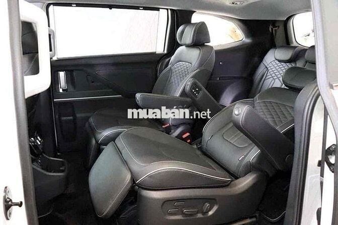 Hyundai Custin 2024 Đặc Biệt 1.5T - 18000 km