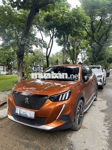 Peugeot 2008 2022 GT Line 1.2 AT - 35000 km