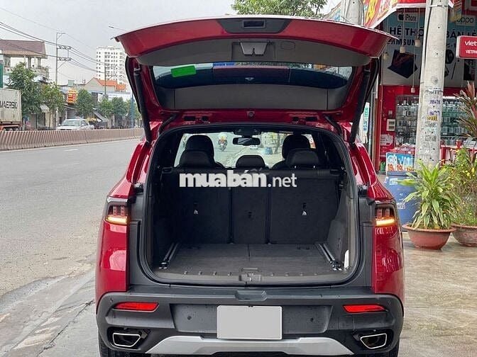 VinFast Lux SA2.0 Base 2022