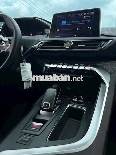 Peugeot 3008 Allure 1.6 AT 2021 - 20000 km